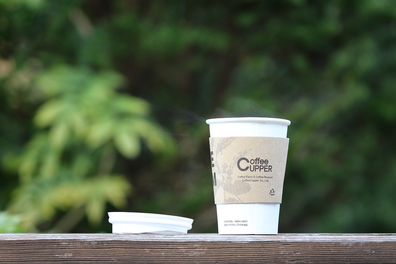 The Importance of Shredding and Recycling Paper